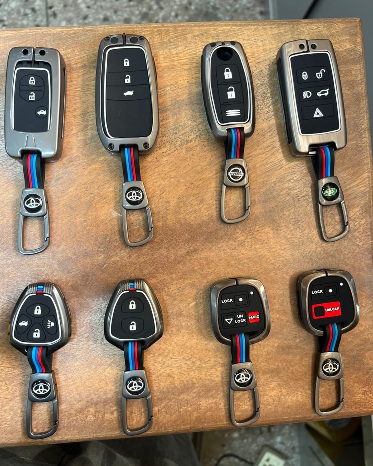 Premium Metallic Remote Holder & Luxury Remote Cover (all cars)